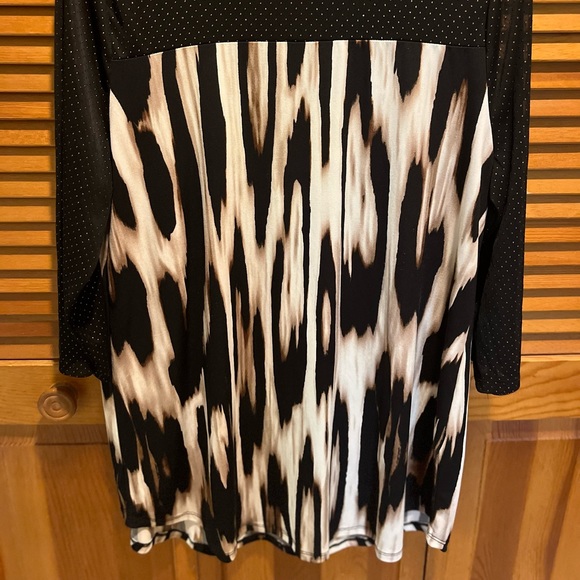 WOMENS CHICO’S 2/L DETAIL TOP - Picture 2 of 8